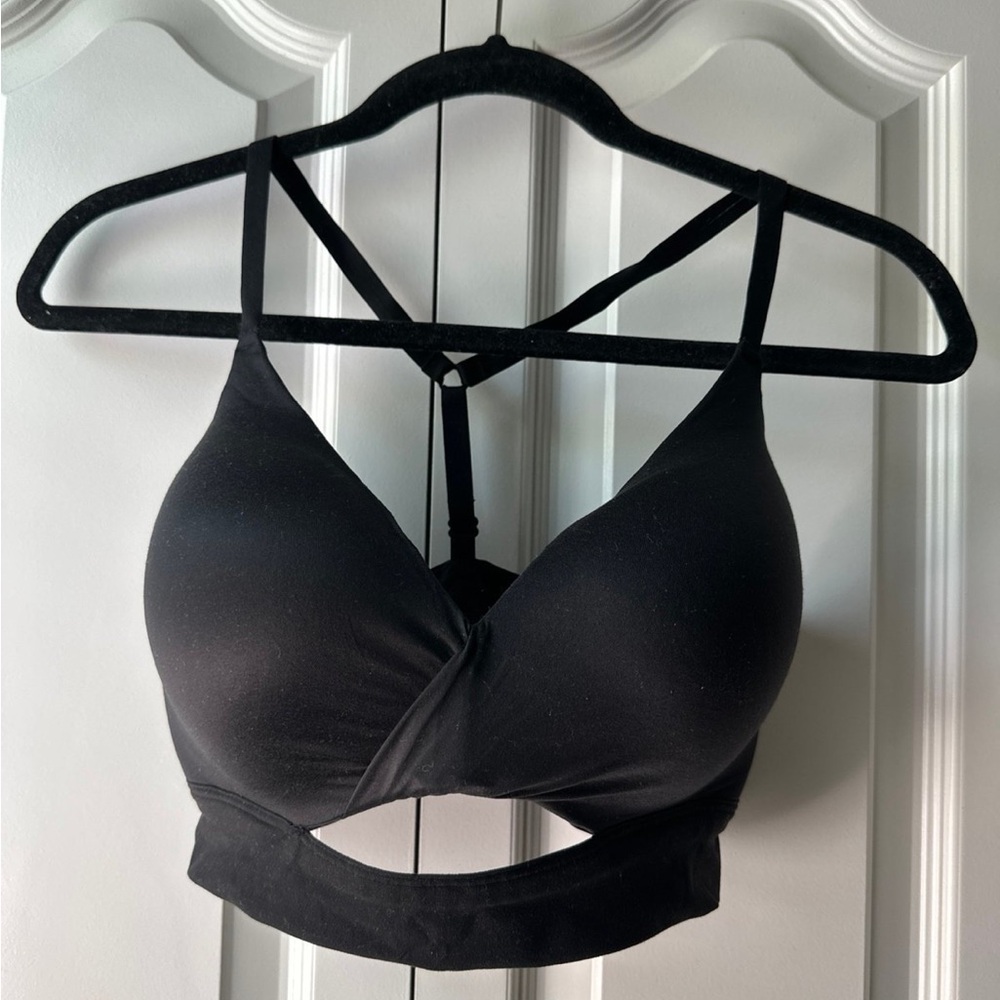 Victoria’s Secret Body by Victoria 34DD/F75 Uplift Wireless Bra EUC